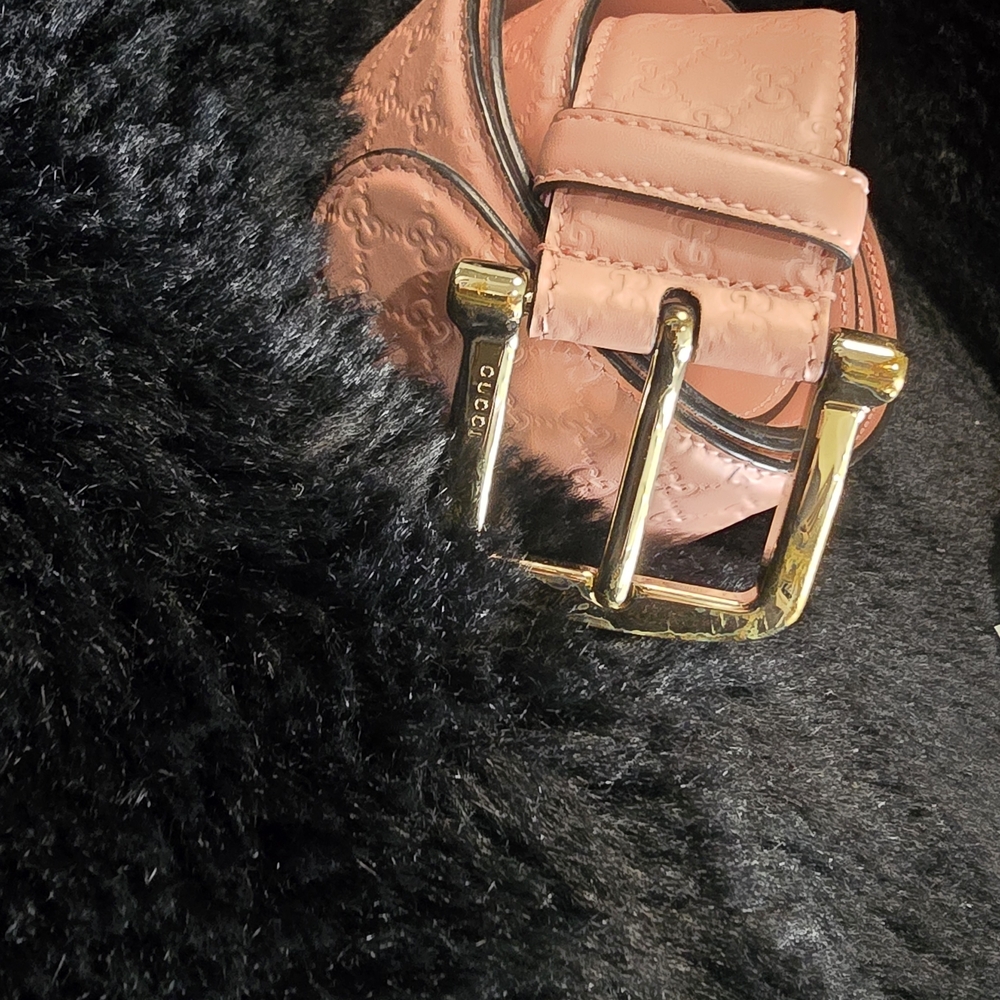 AUTHENTIC Gucci Blush Leather Belt with Gold Buckle
